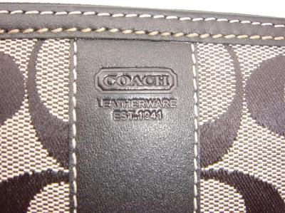 discounted coach wallets - 6k12 black/white